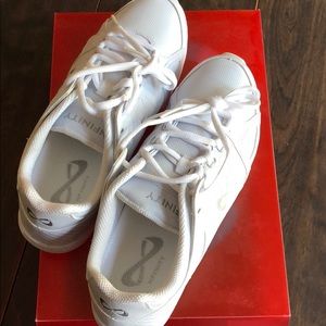 Nfinity Rival Cheer shoes